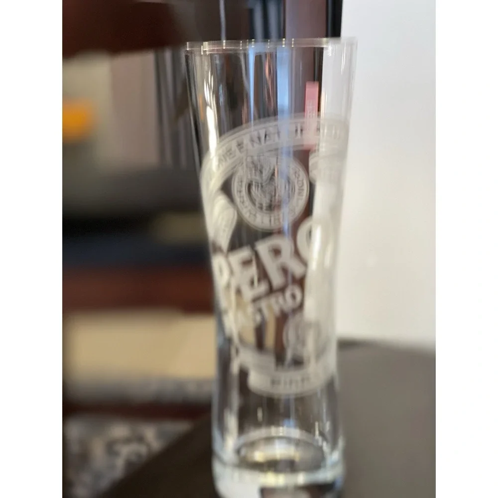 Peroni Nastro Azzurro Beer Glasses Set of 4 Tall Etched Pilsner Red Logo Tags